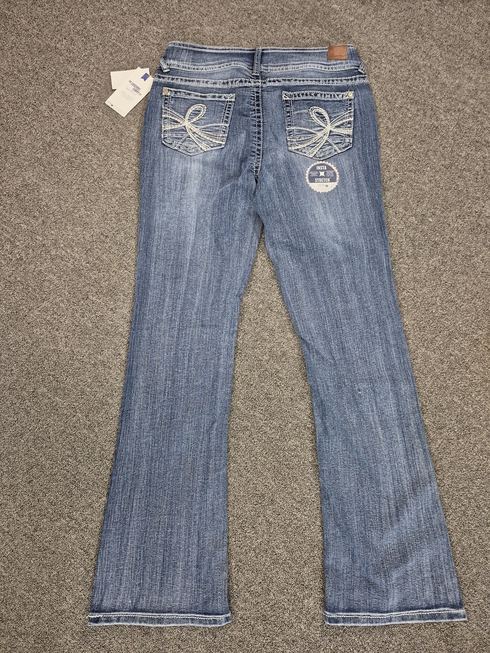 Wallflower Luscious Curvy Fit Bootcut Jeans Size 11 Medium Wash Insta Stretch - Picture 7 of 7